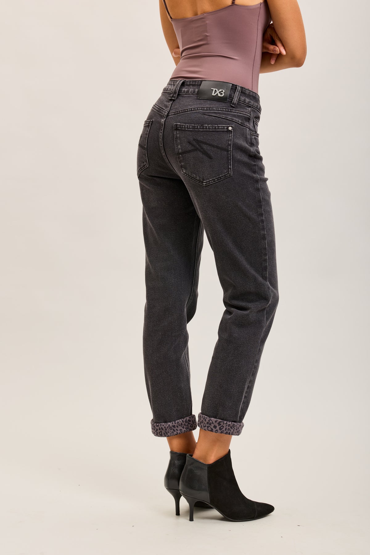 Toxik3 pantalon jean mom cropped denim stretch ourlet léopard