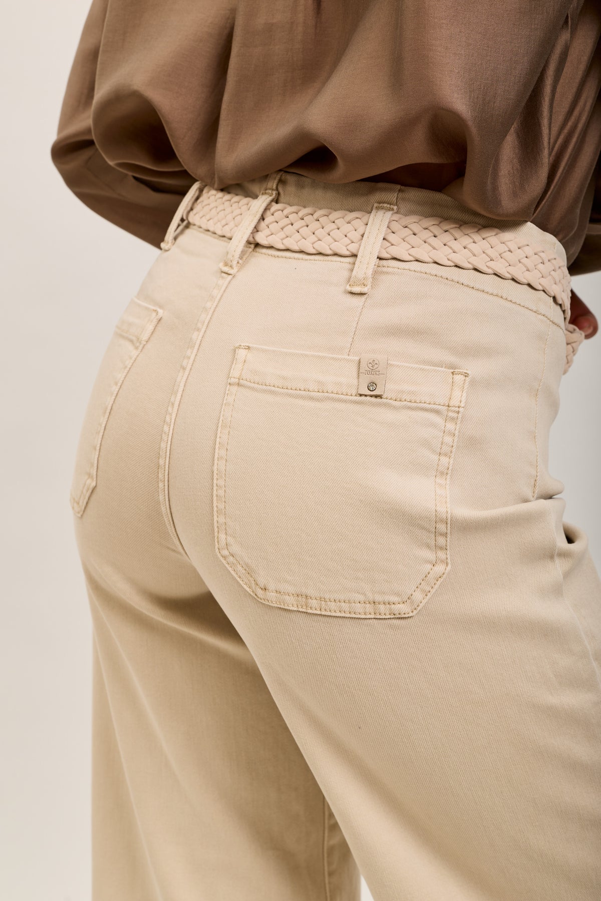 Toxik3 straight cropped denim stretch jean pants with belt