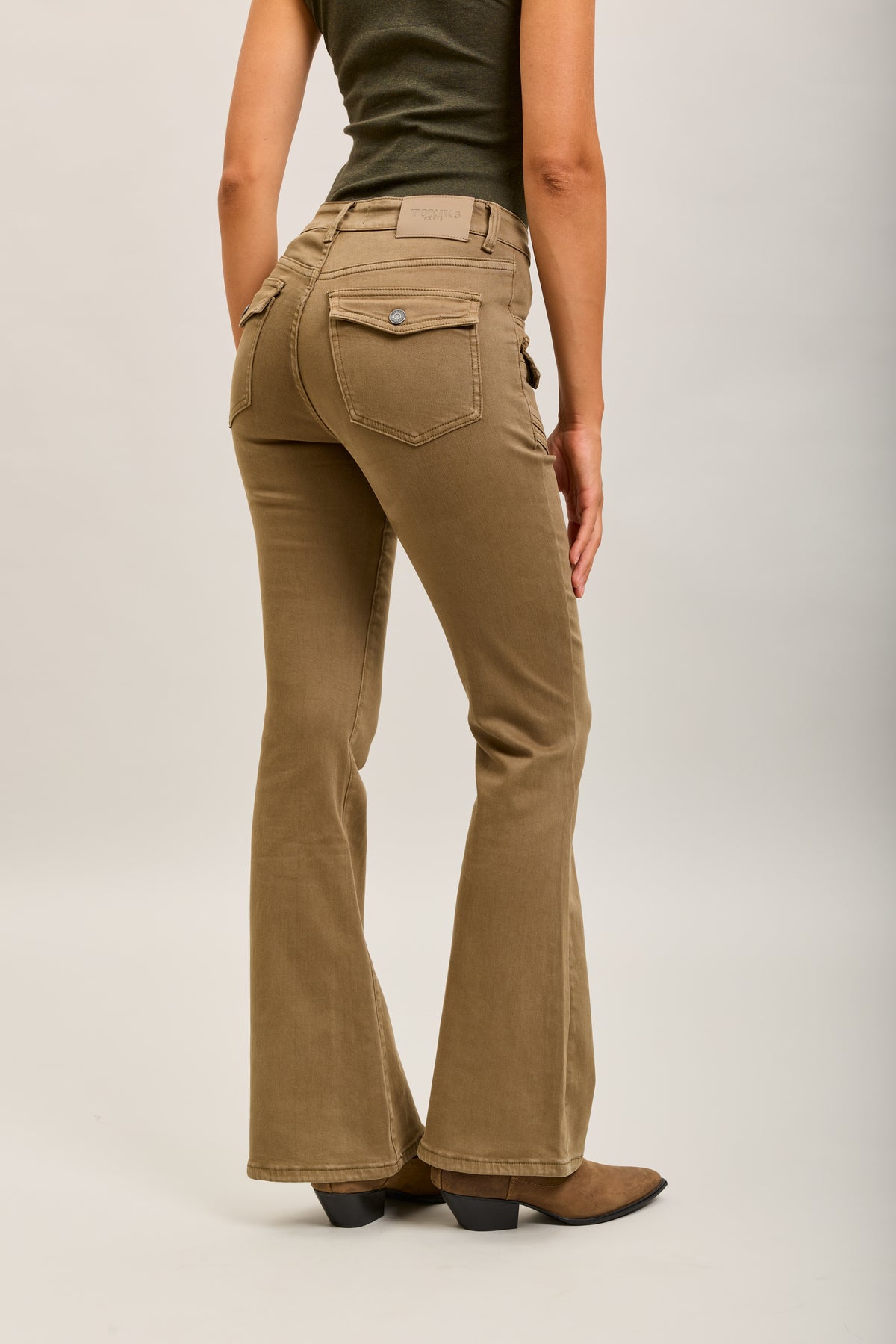 Toxik3 stretch denim bootcut jean pants buttoned pockets