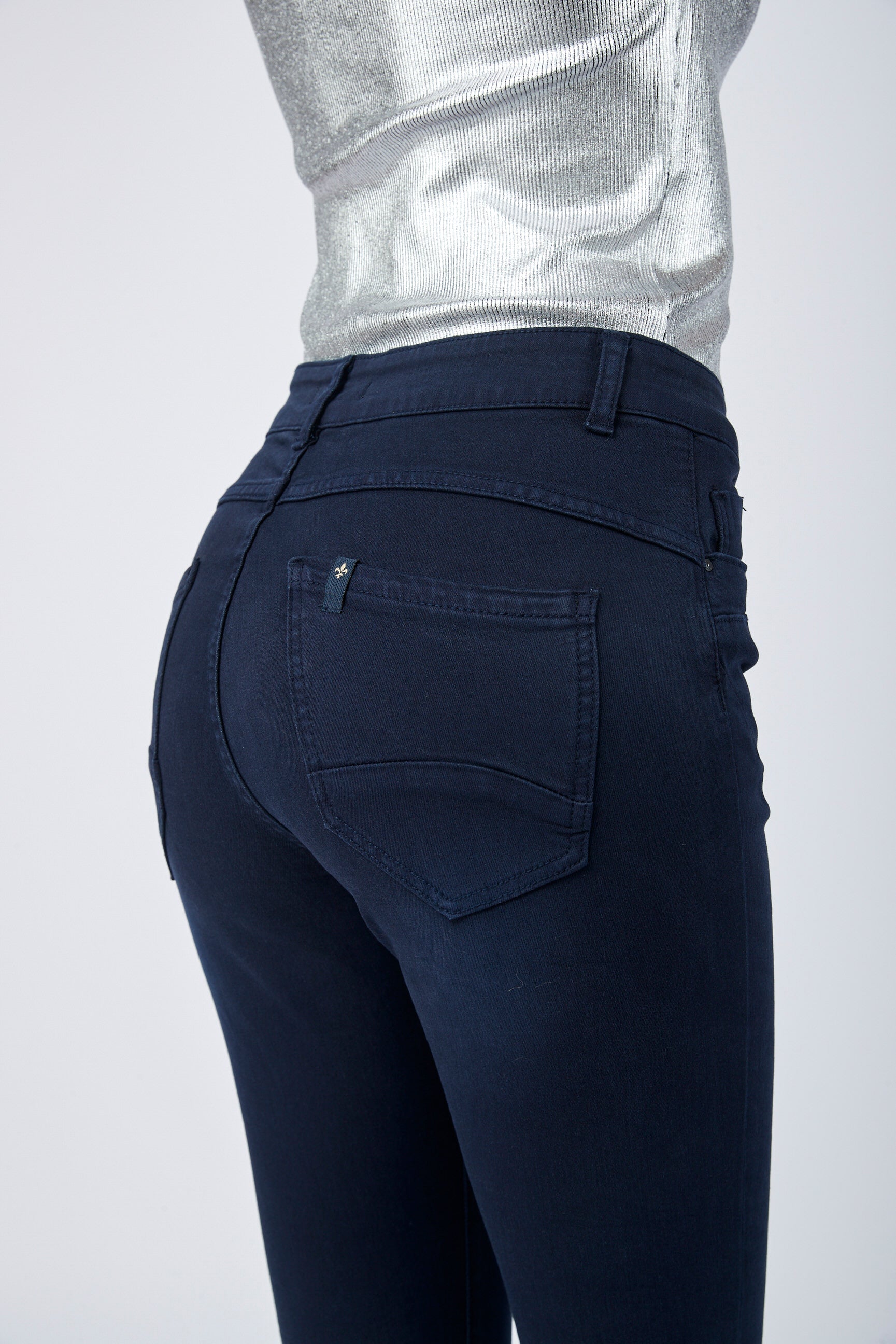Crushed pants with buttons - Channée