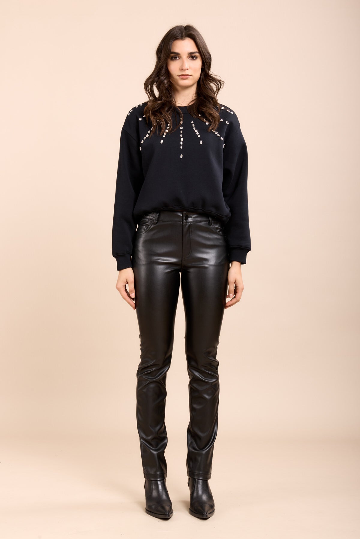 Toxik3 pantalon slim push-up en simili cuir détails clous