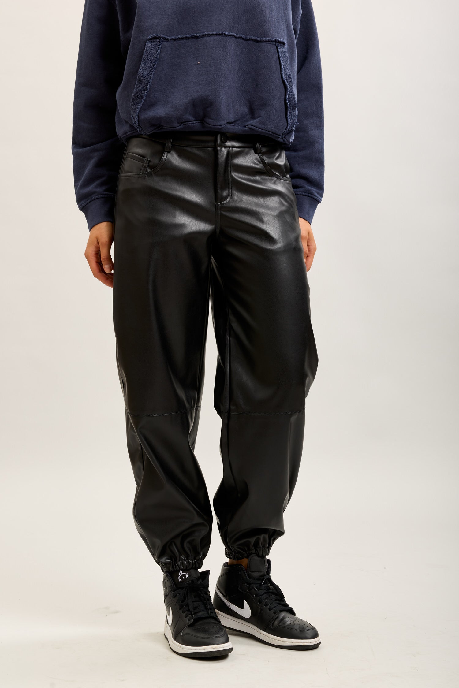 Toxik3 faux leather balloon pants