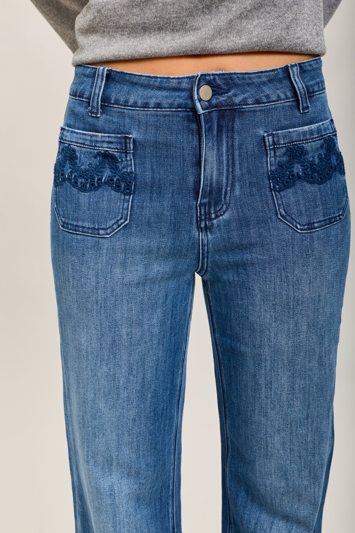 Toxik3 pantalon jean wide poches plaquées brodées