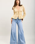 Toxik3 Stretch weite Jeanshose mit kleinen Taschen