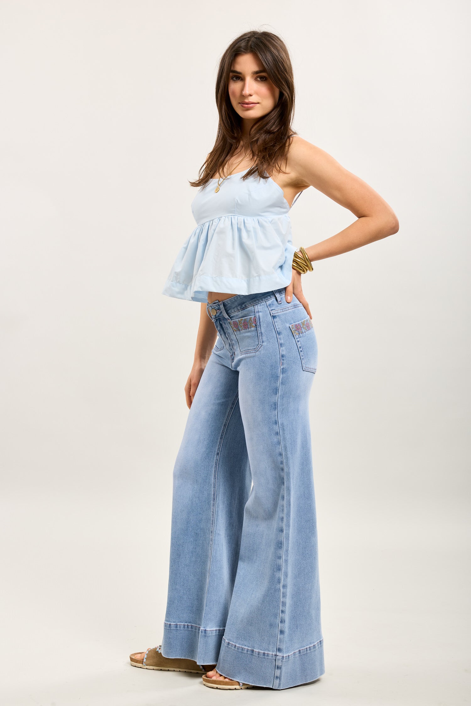 Toxik3 stretch jean pants wide pockets embroidered flowers