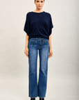 Pantalones vaqueros bootcut de denim elástico Toxik3 con bolsillos con tachuelas