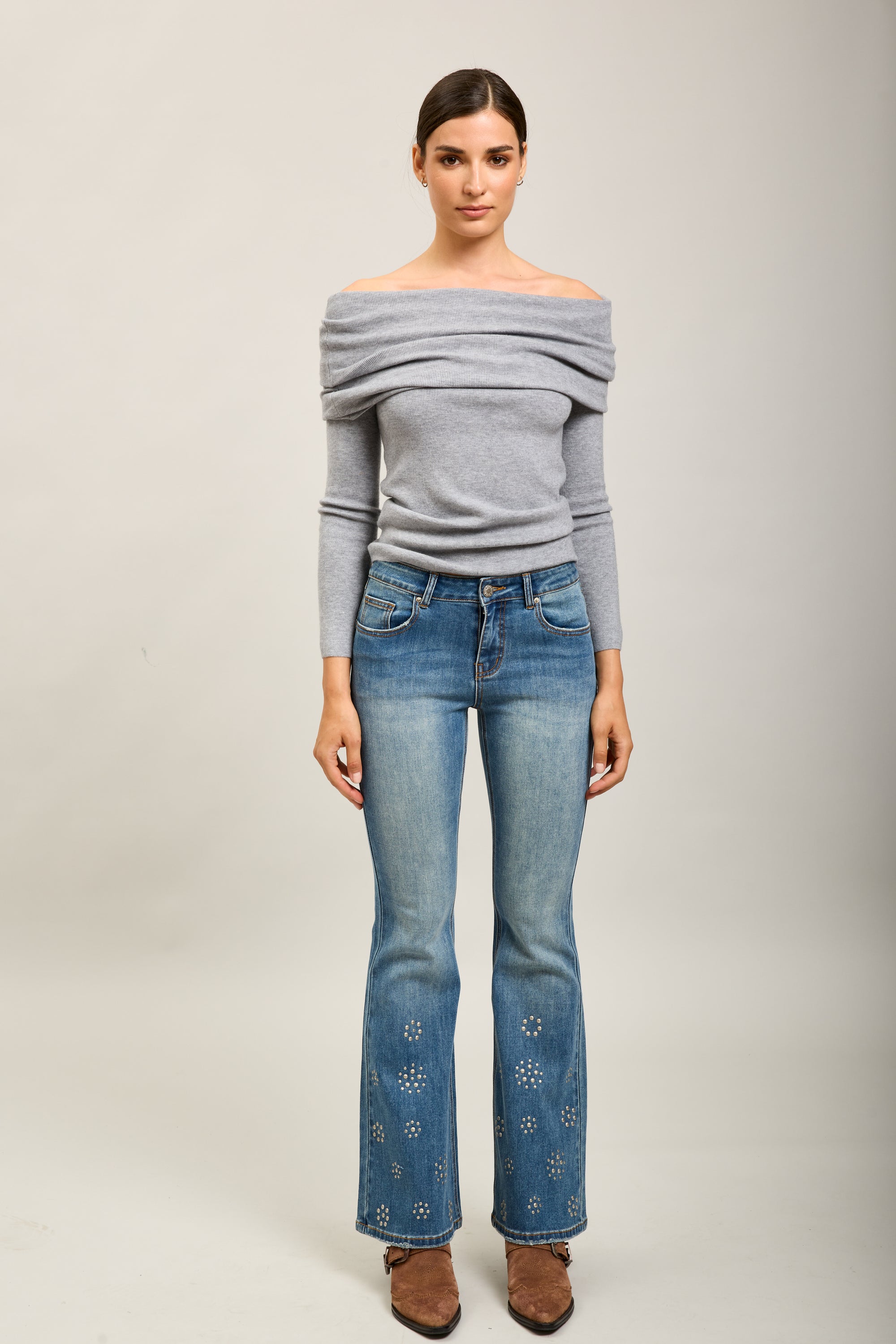 Toxik3 Bootcut-Jeanshose aus Stretch-Denim mit Nieten
