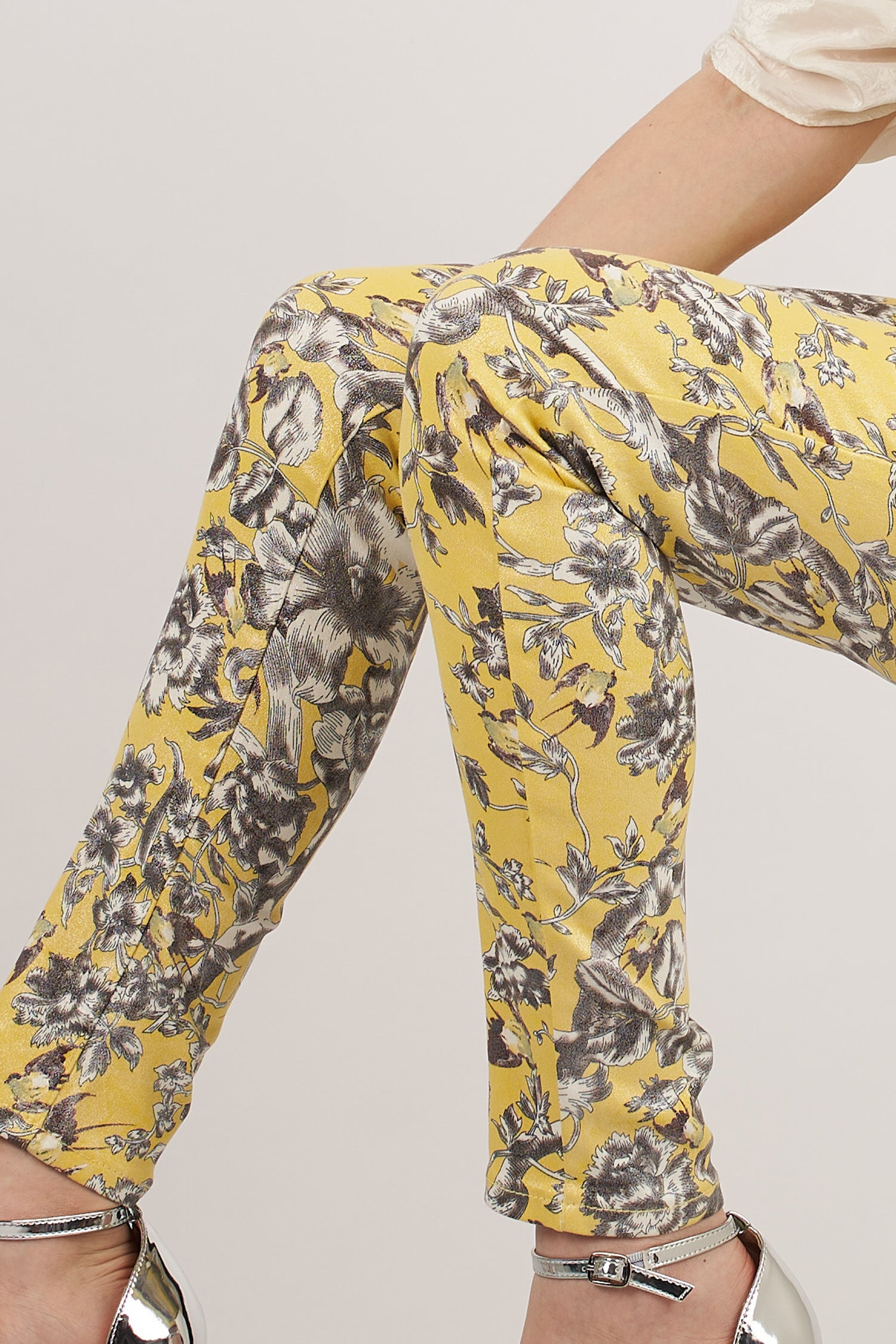 Gele broek met bloemenprint - Liya