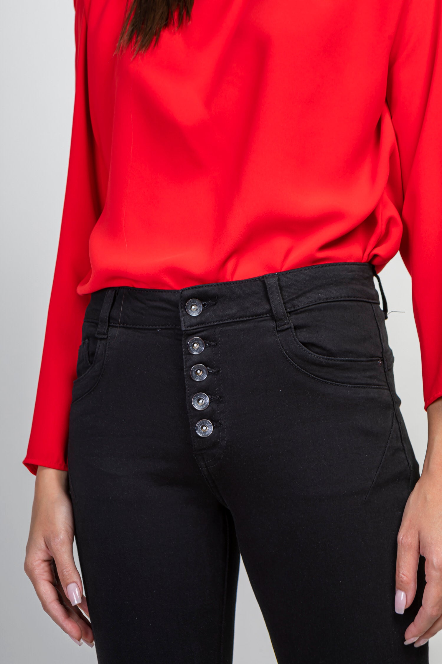 Pantalones triturados con botones - Channée